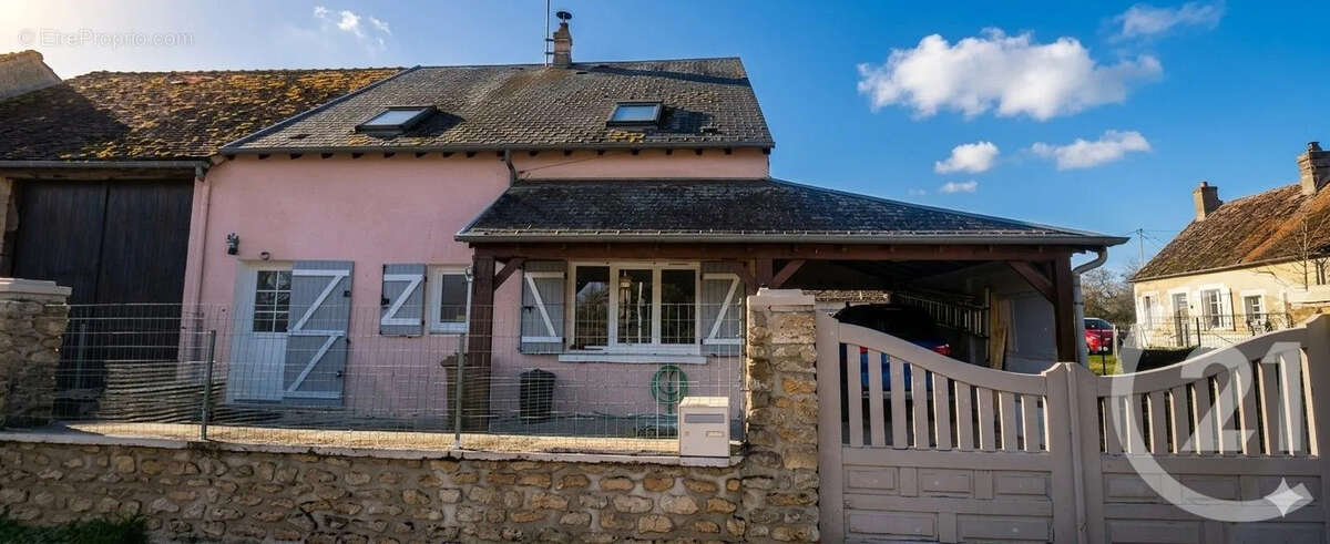 Maison à VITRY-LACHE