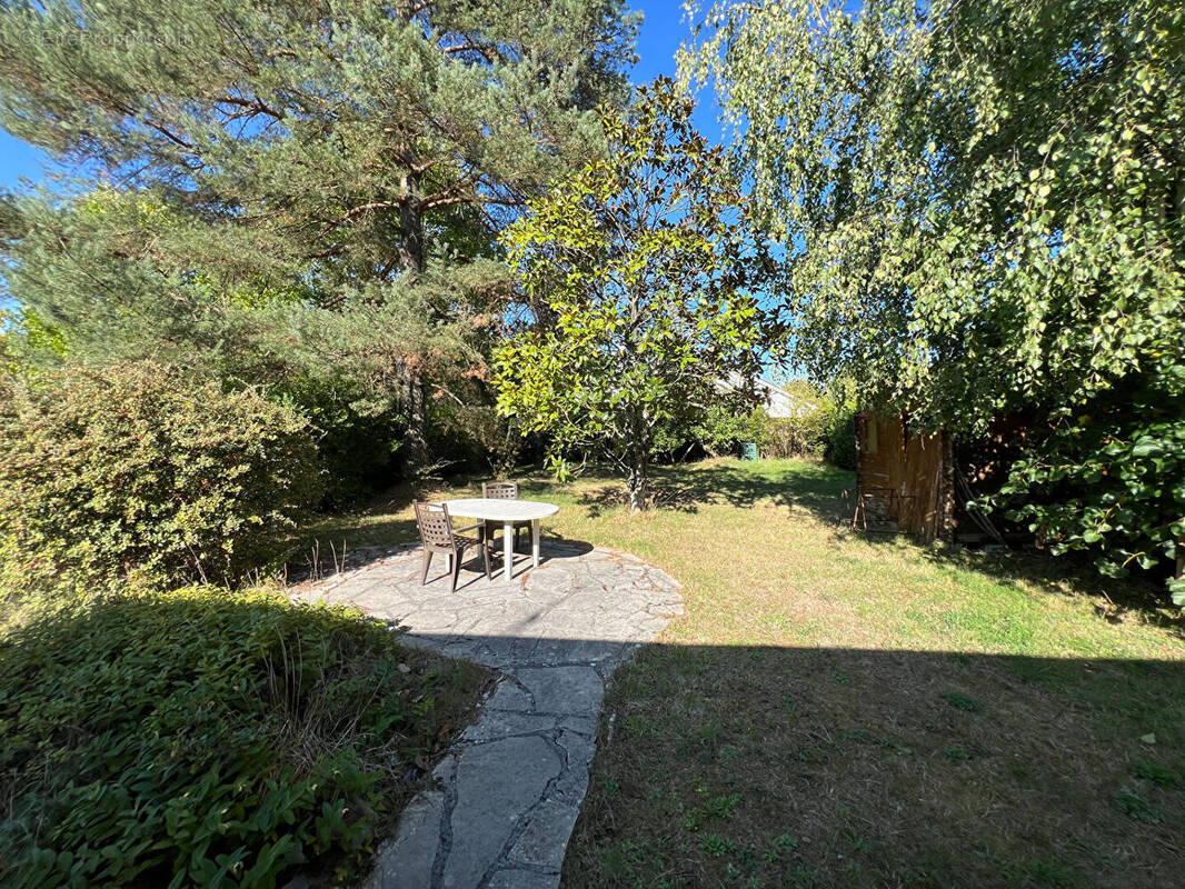 Maison à LE PERRAY-EN-YVELINES