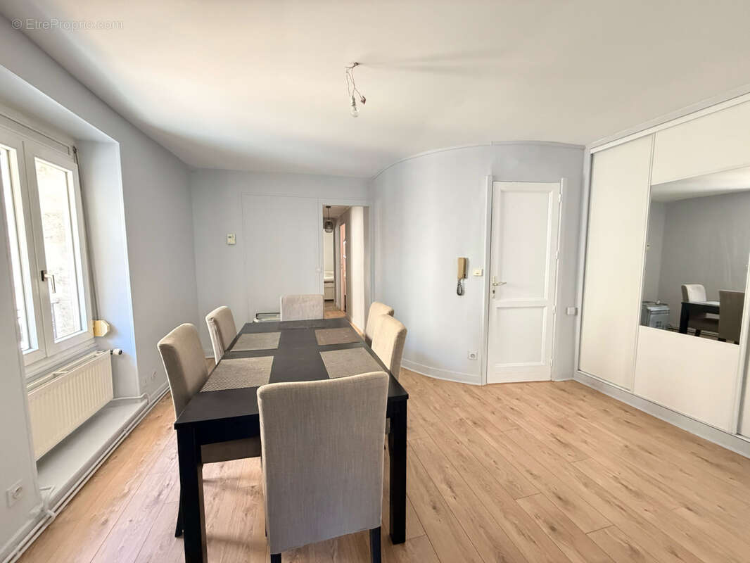 Appartement à BORDEAUX