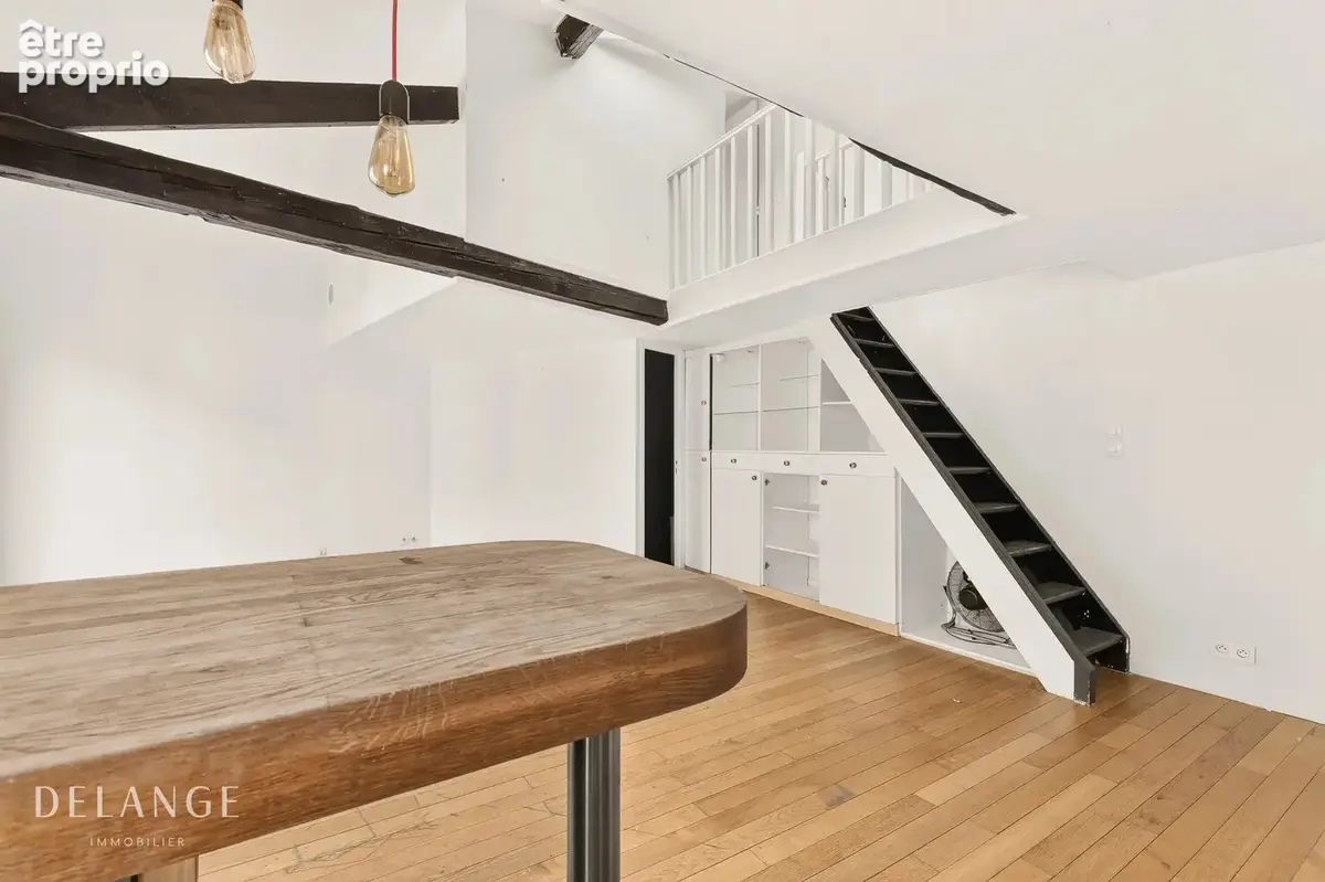 Appartement à PARIS-18E