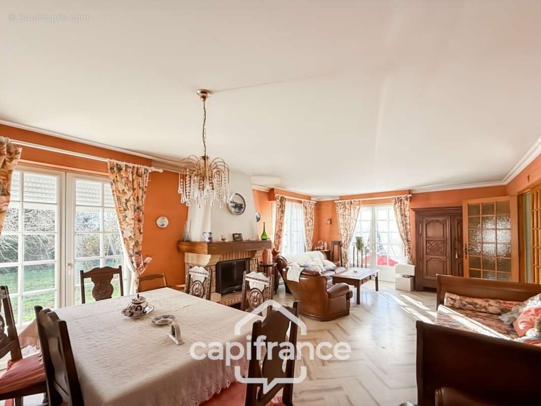 Maison à vendre 5 pièces SAINT GERAND CROIXANVEC (56) - photo 7
