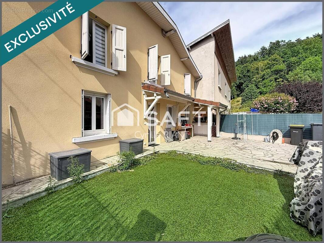 Photo 1 - Maison à BEAUCROISSANT
