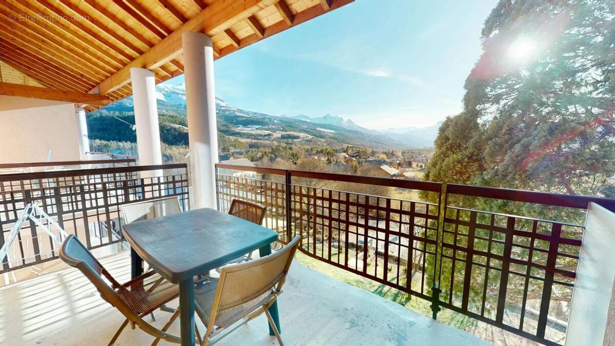 Appartement à JAUSIERS