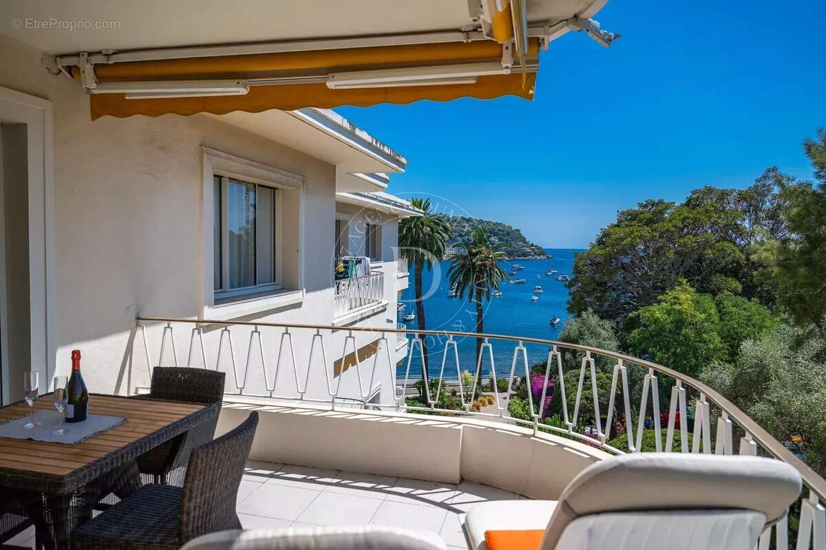 Appartement à VILLEFRANCHE-SUR-MER
