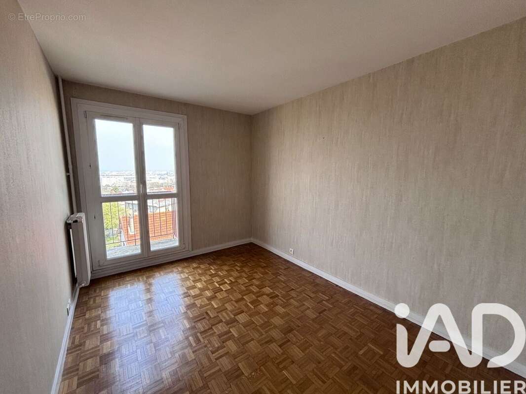 Photo 6 - Appartement à LES LILAS