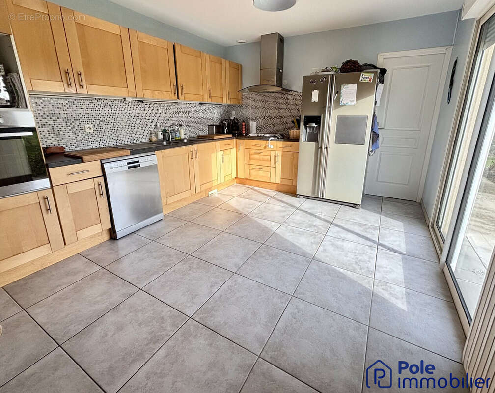 MAISON 7 PP-CUISINE AMENAGEE ET EQUIPEE - Maison à ARGENCES