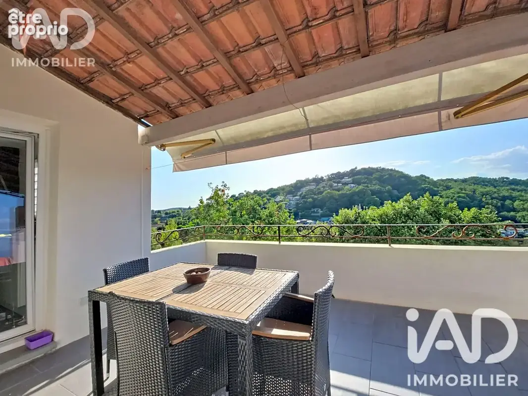 Photo 1 - Maison à LES ADRETS-DE-L'ESTEREL