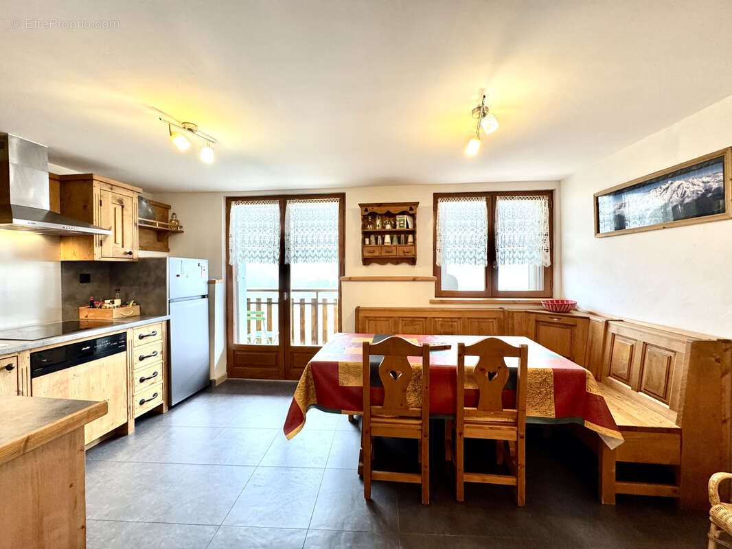 Maison à SAINT-MARTIN-DE-BELLEVILLE