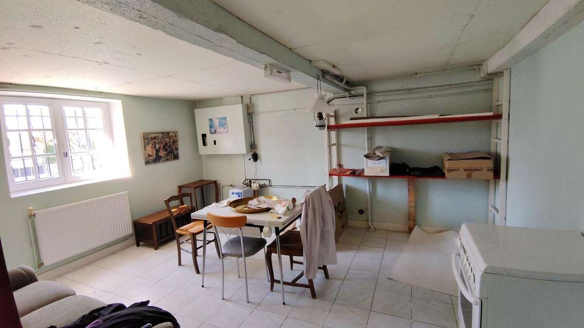 Maison à TERRASSON-LAVILLEDIEU