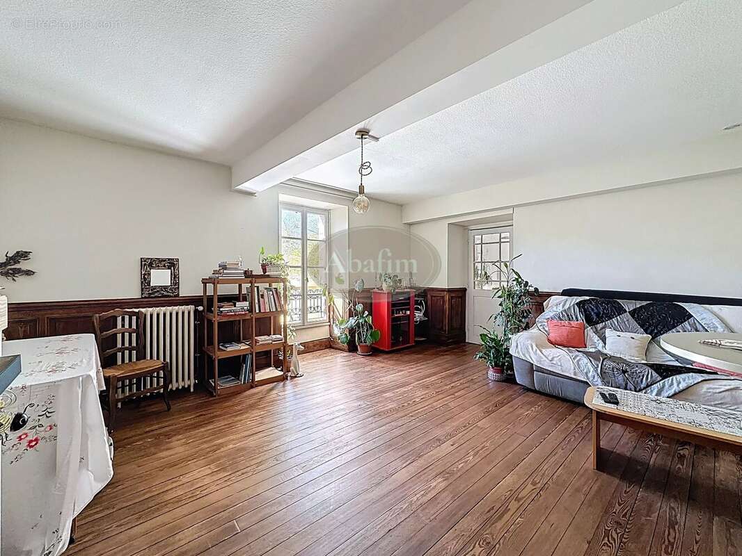 Maison à SALIES-DU-SALAT