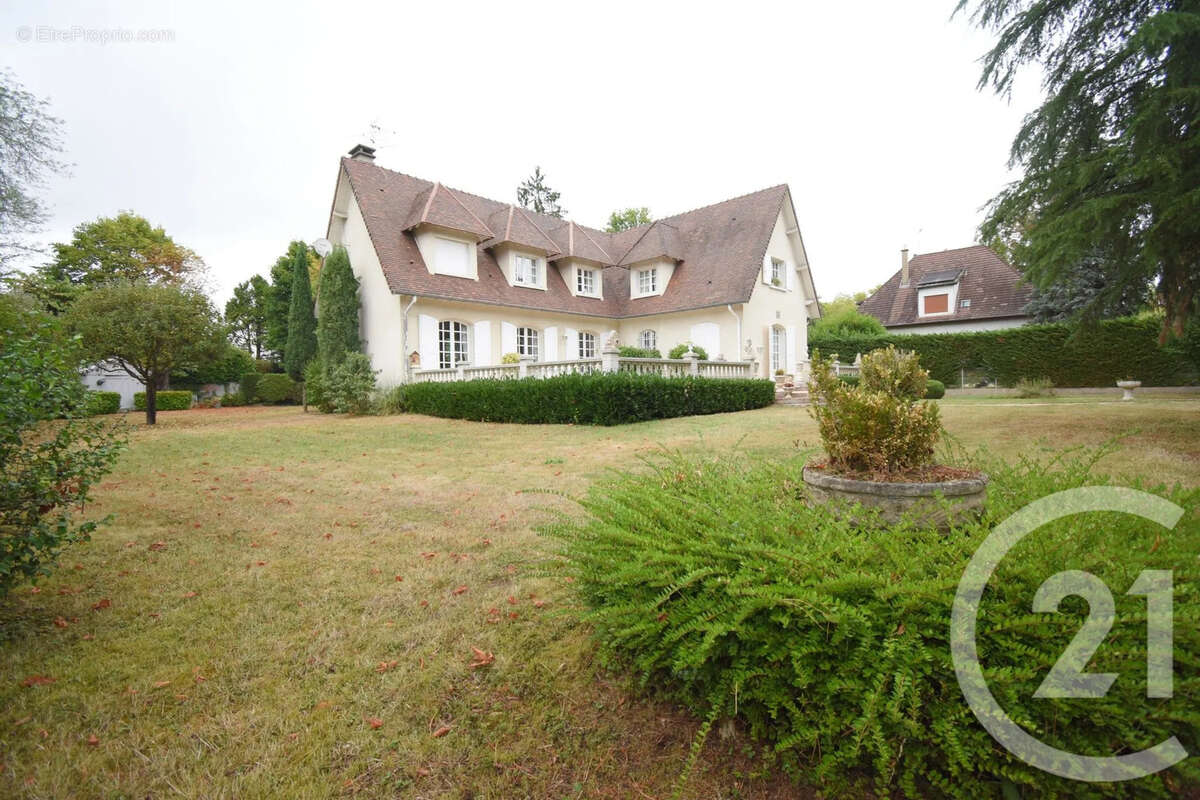 Maison à BELLERIVE-SUR-ALLIER
