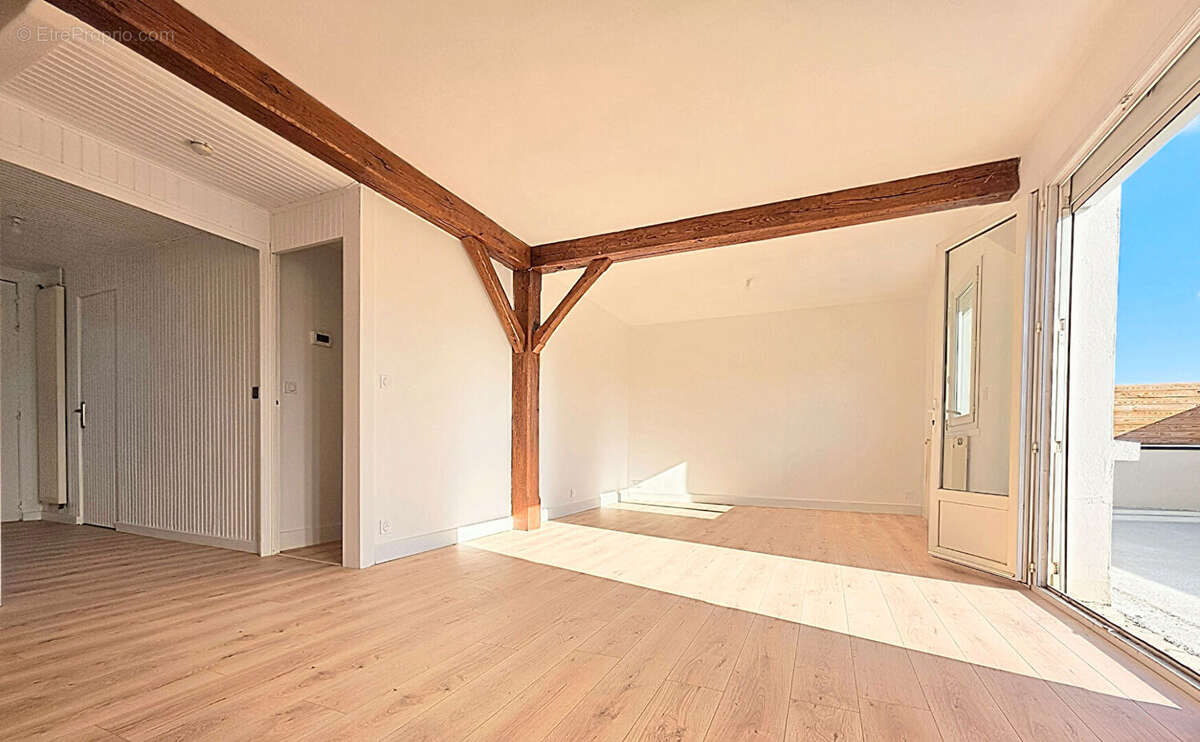 Maison à SAINT-BARTHELEMY-D&#039;ANJOU