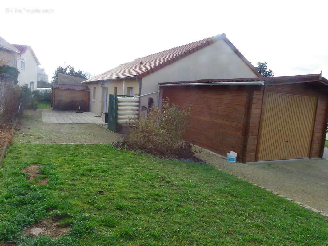 Maison à CHATELLERAULT