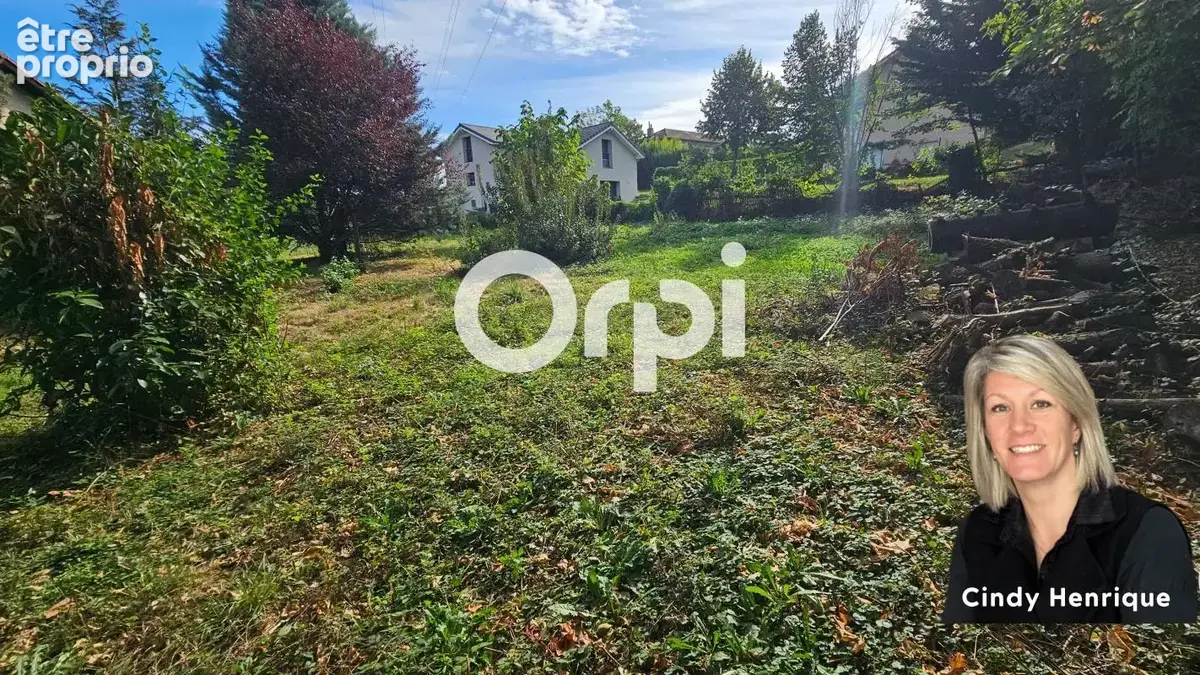Photo Terrain à Moirans au prix de 129 000€