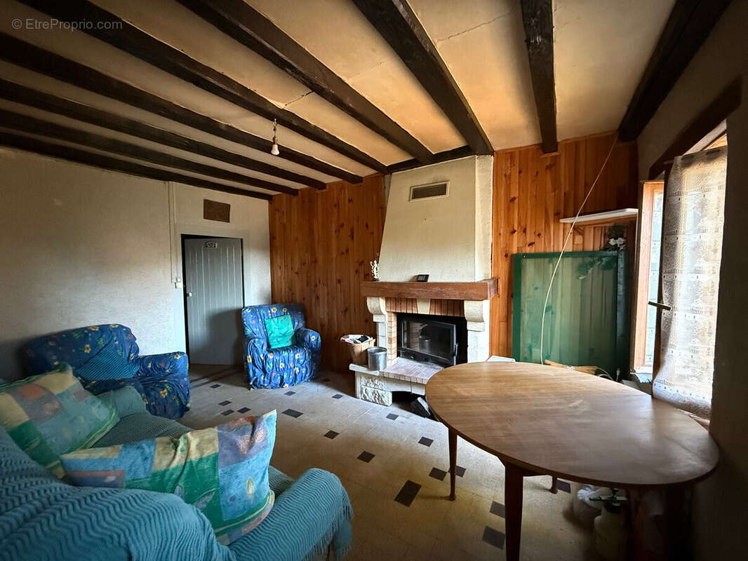 Maison à MAREUIL-SUR-ARNON