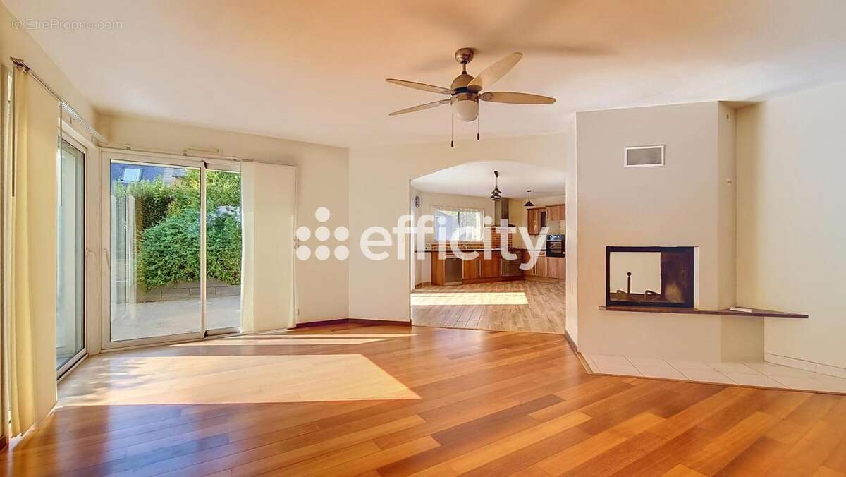 Maison 134 m² à Acigne  - photo 2