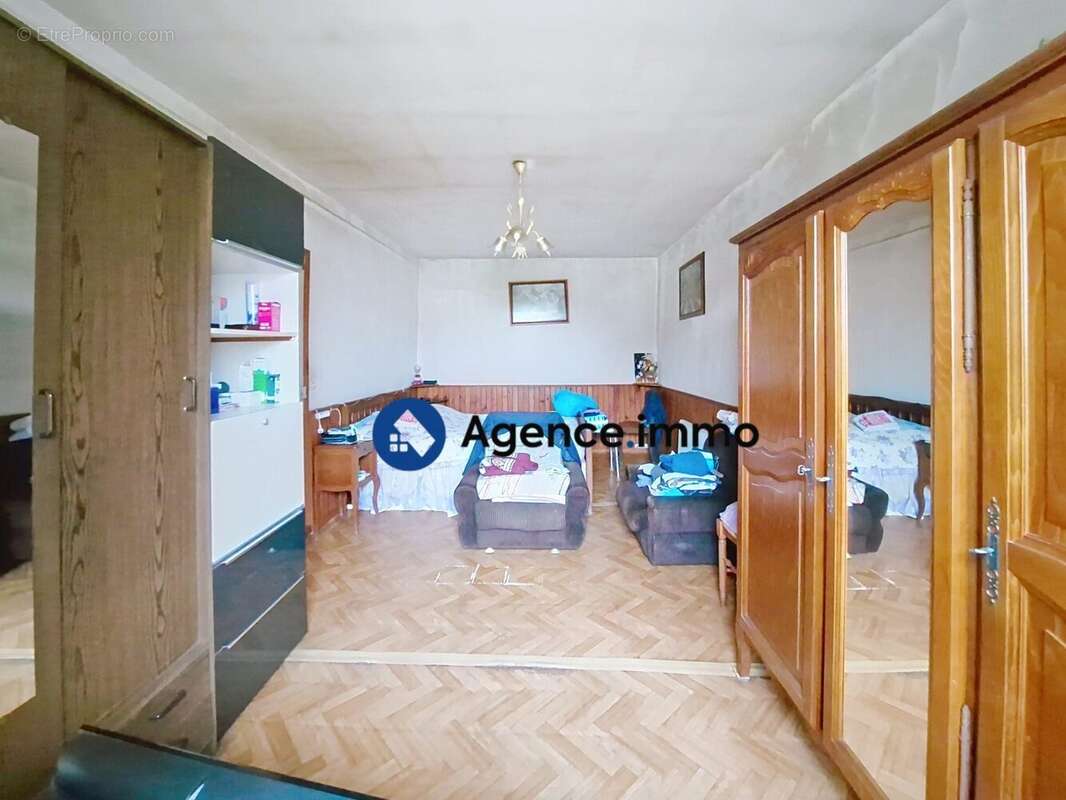 Maison 53 m² à Chateau-La-Valliere  - photo 7