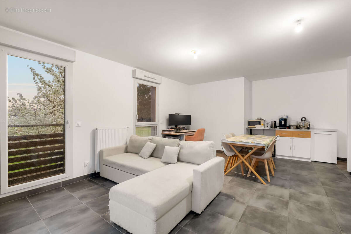 Photo 2 - Appartement à SIMANDRES
