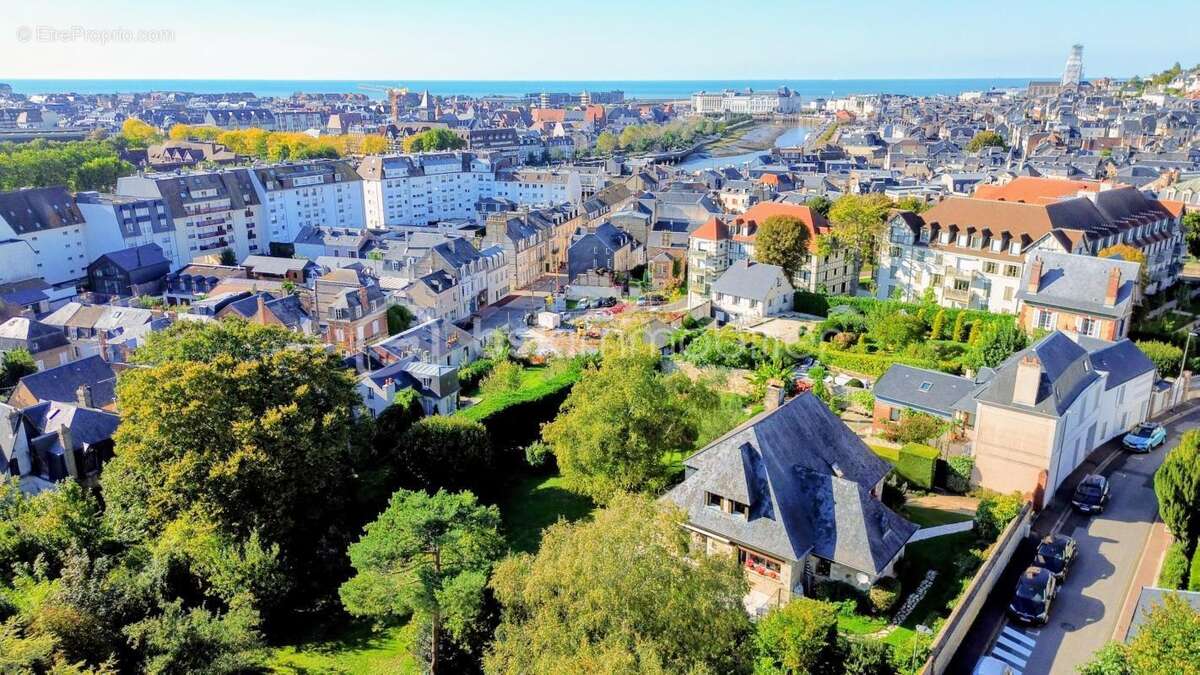 Maison à TROUVILLE-SUR-MER