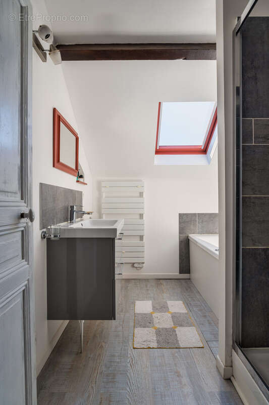 Maison à COSNE-COURS-SUR-LOIRE