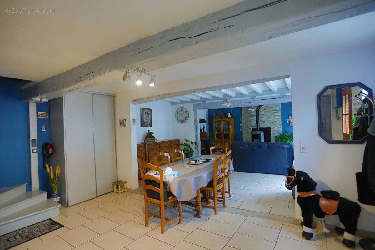 Maison à ALLONNE