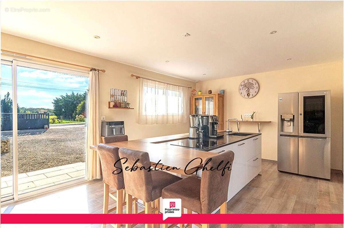 Maison à COUR-CHEVERNY