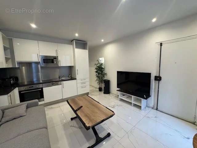 Appartement à PARIS-2E