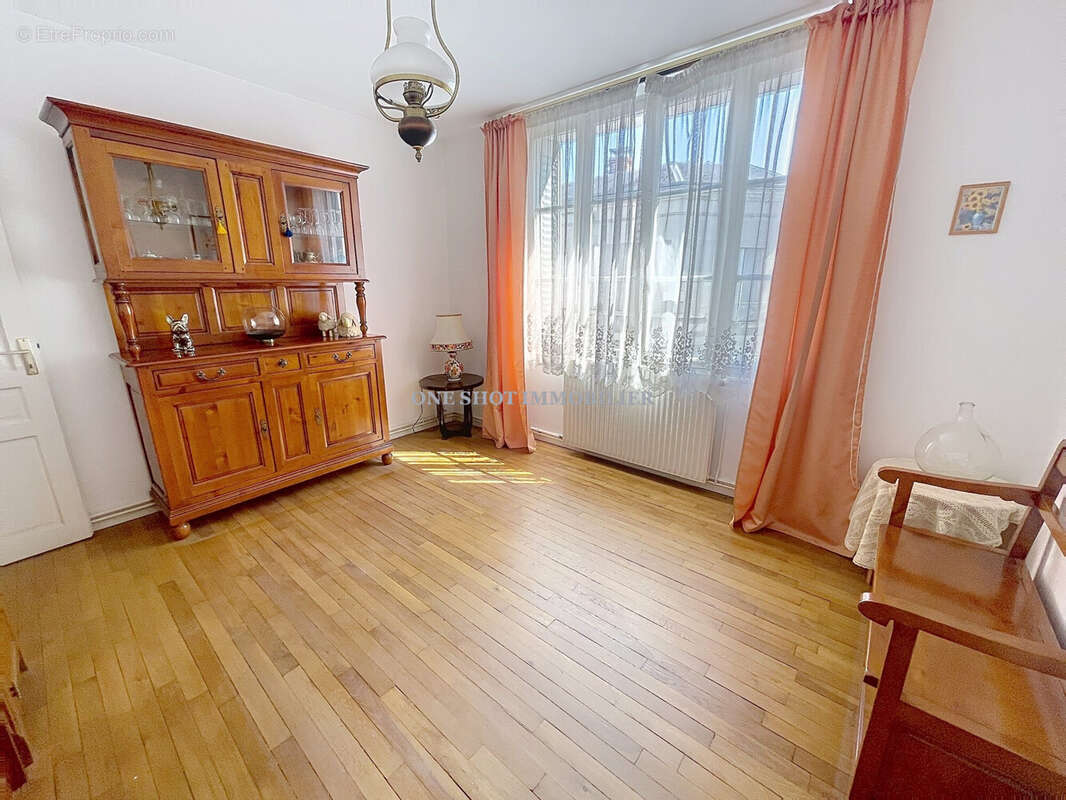 Appartement 57 m² à Orleans  - photo 2