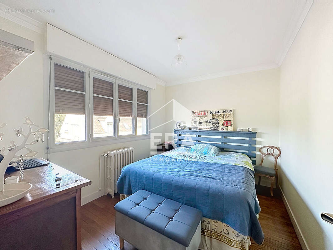 Maison à CONFLANS-SAINTE-HONORINE