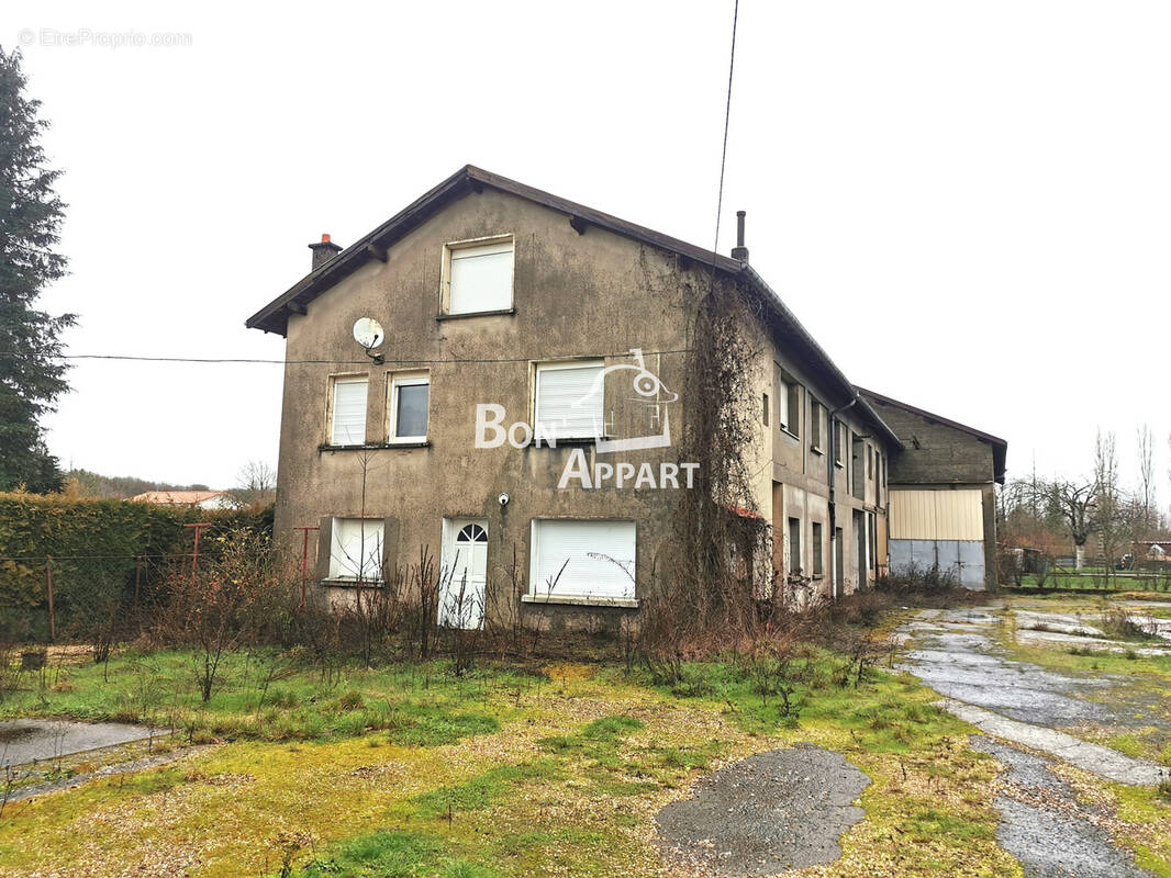 Appartement à MOUTIERS
