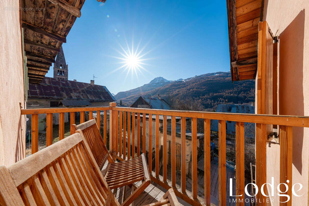 Maison à LA SALLE-LES-ALPES