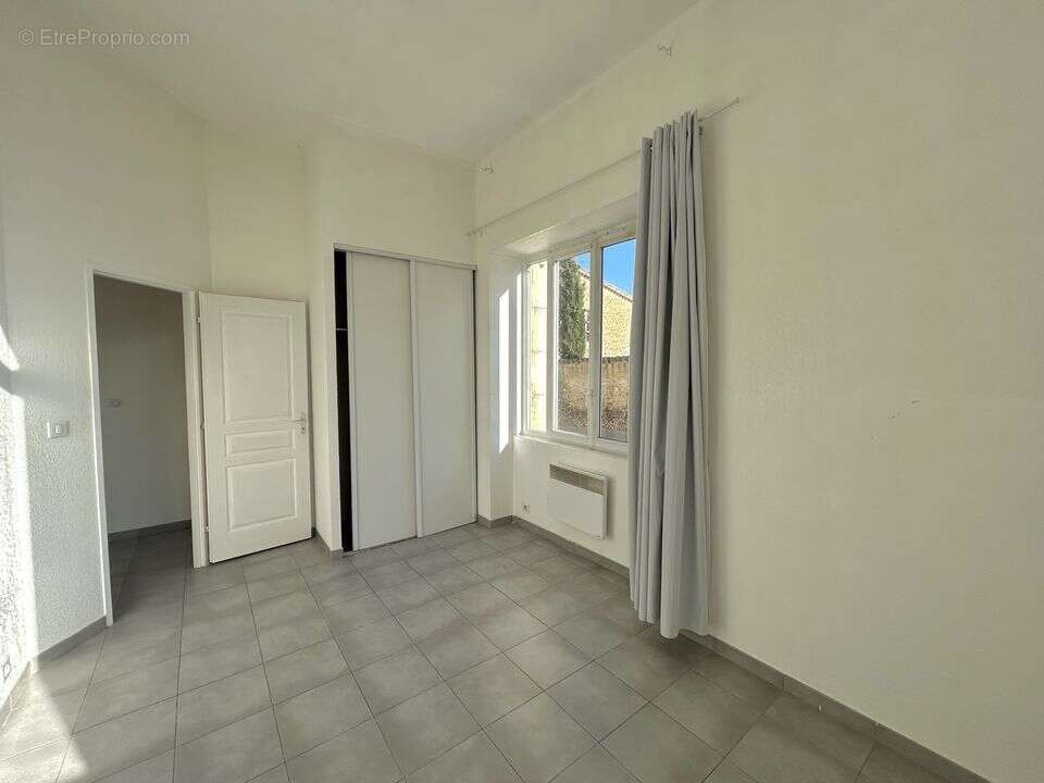 Appartement à VALENSOLE