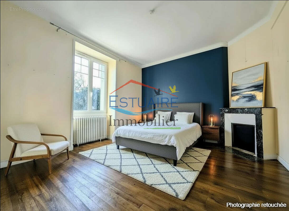 Maison à SAINT-ETIENNE-DE-MONTLUC