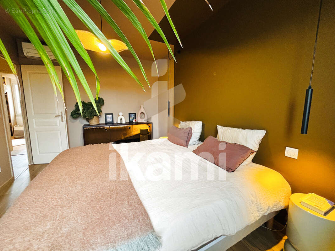 Maison à SALAISE-SUR-SANNE