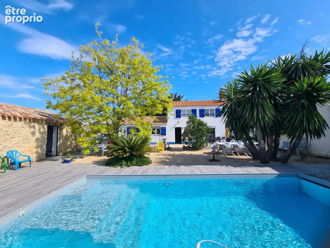 Photo Maison à L'epine au prix de 630 000€