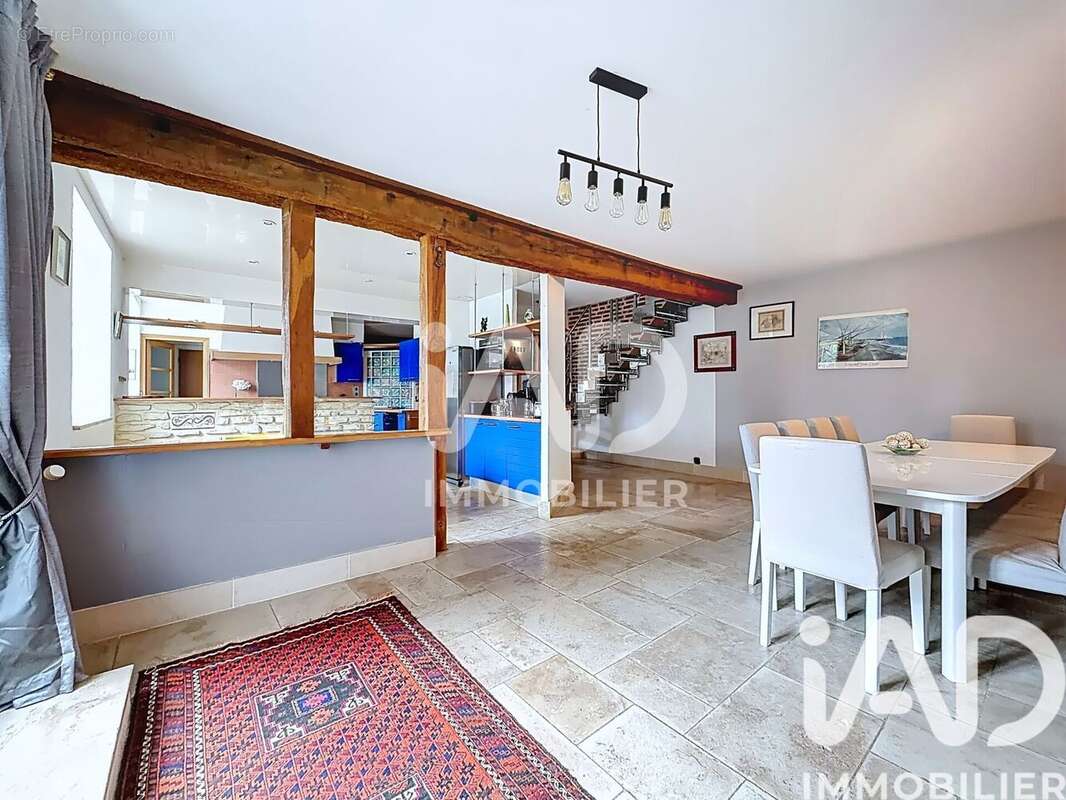 Maison 360 m² à Andelu  - photo 4