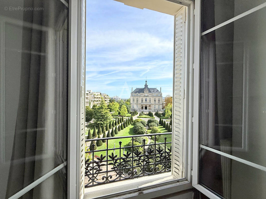 Appartement à LE PERREUX-SUR-MARNE