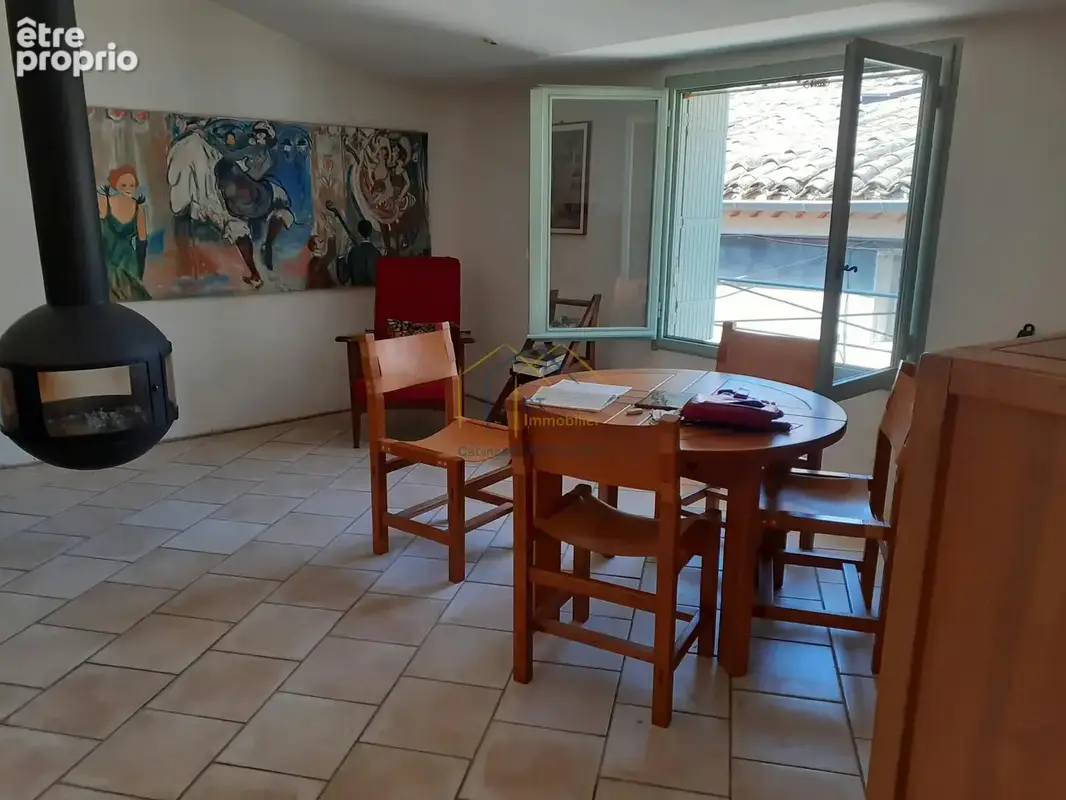 GIGNAC (5mn) - Authentique maison de village d'environ 200m2 avec sa superbe terrasse ensoleillée de 40m2 sans - photo 15