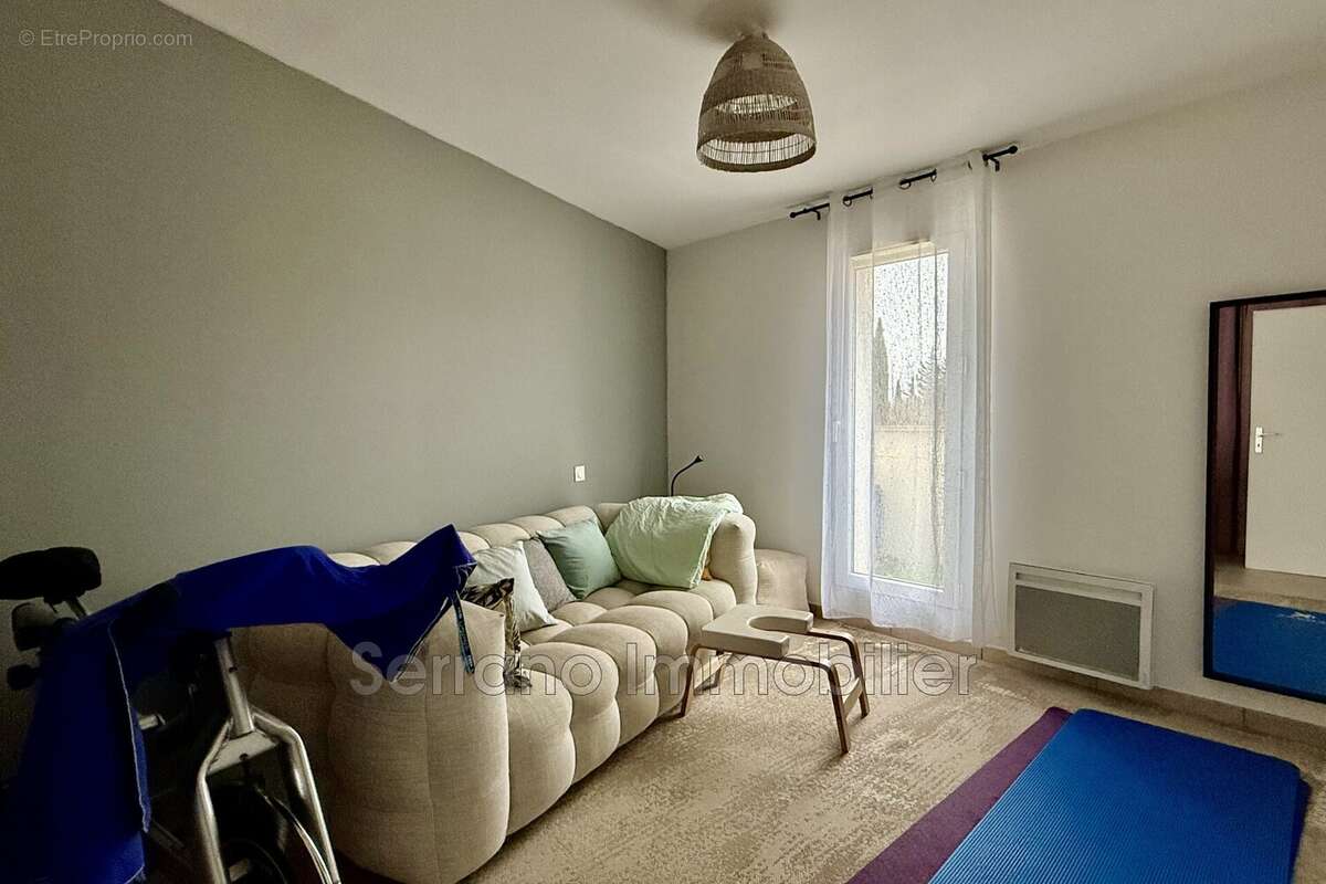 Appartement 64 m² à Maillane  - photo 5
