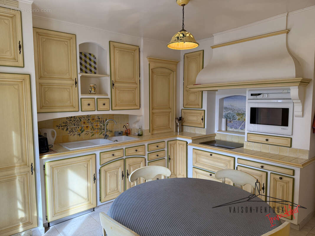 Maison à MALAUCENE