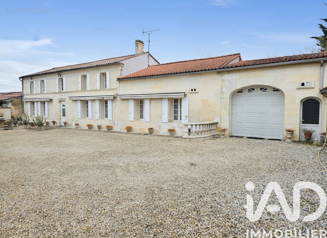 Photo 1 - Maison à BERNEUIL