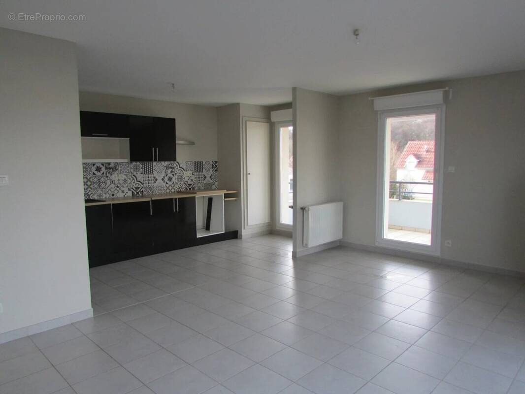 Appartement à SAINTE-SUZANNE