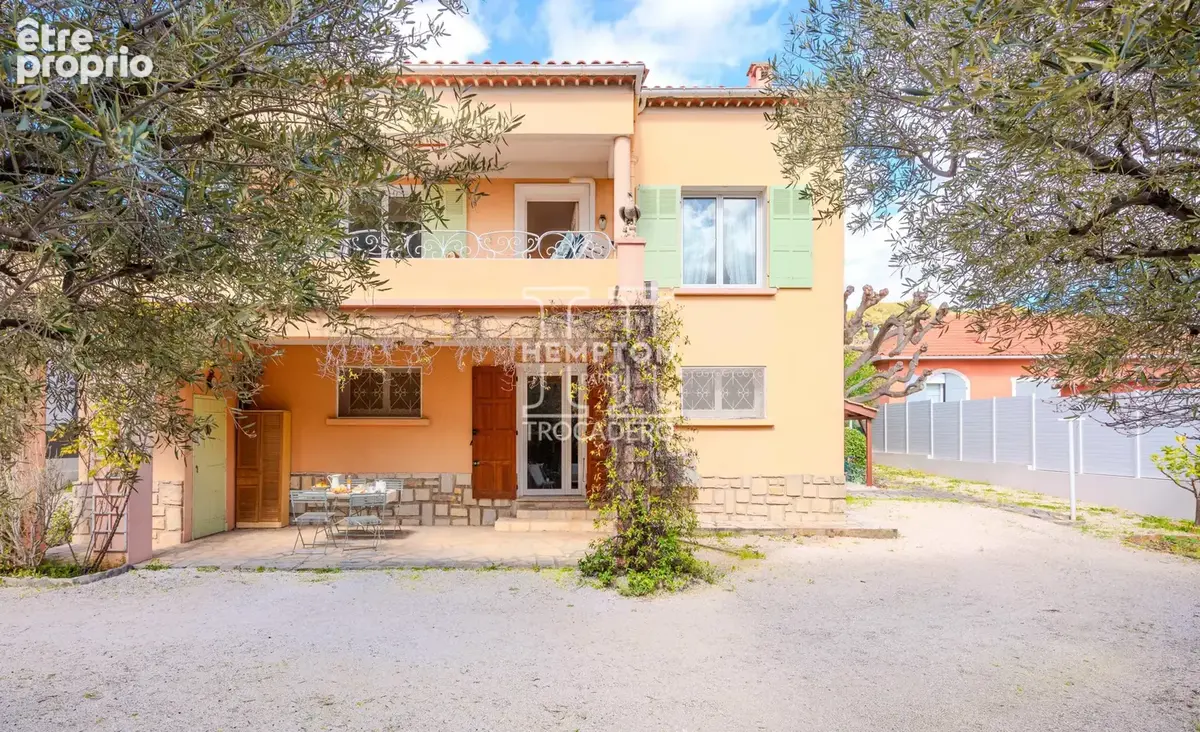 Sanary-sur-mer • maison provencale avec jardin paysager - photo 14