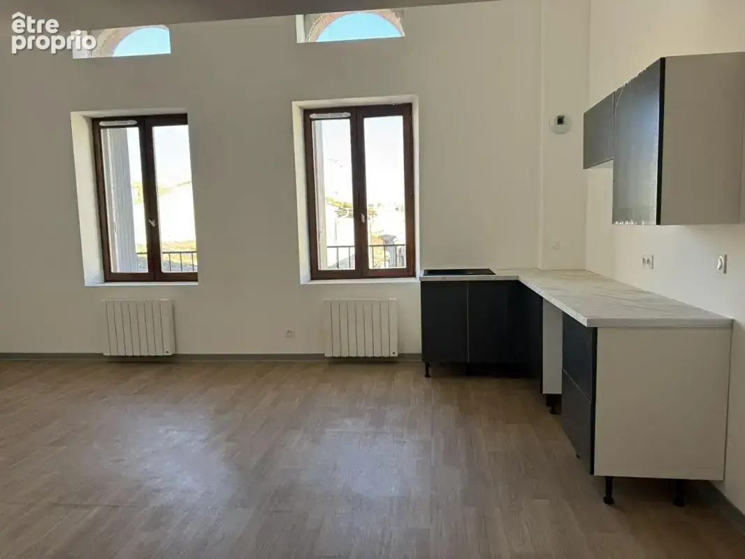 Immeuble rénové offrant trois logements lumineux dont deux T1 bis et un duplex T3 secteur Capucins Carcassonne - photo 7