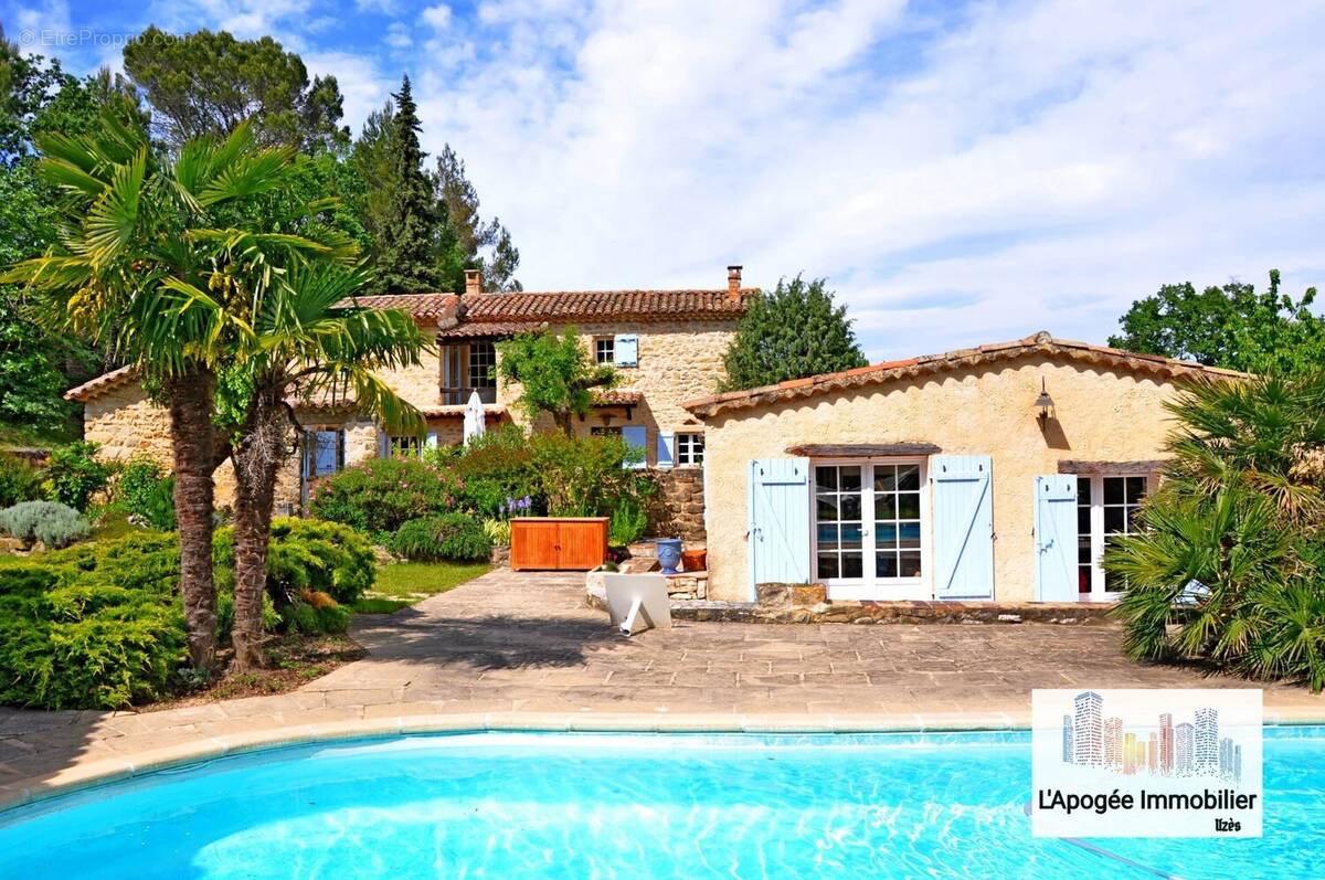 Maison à UZES