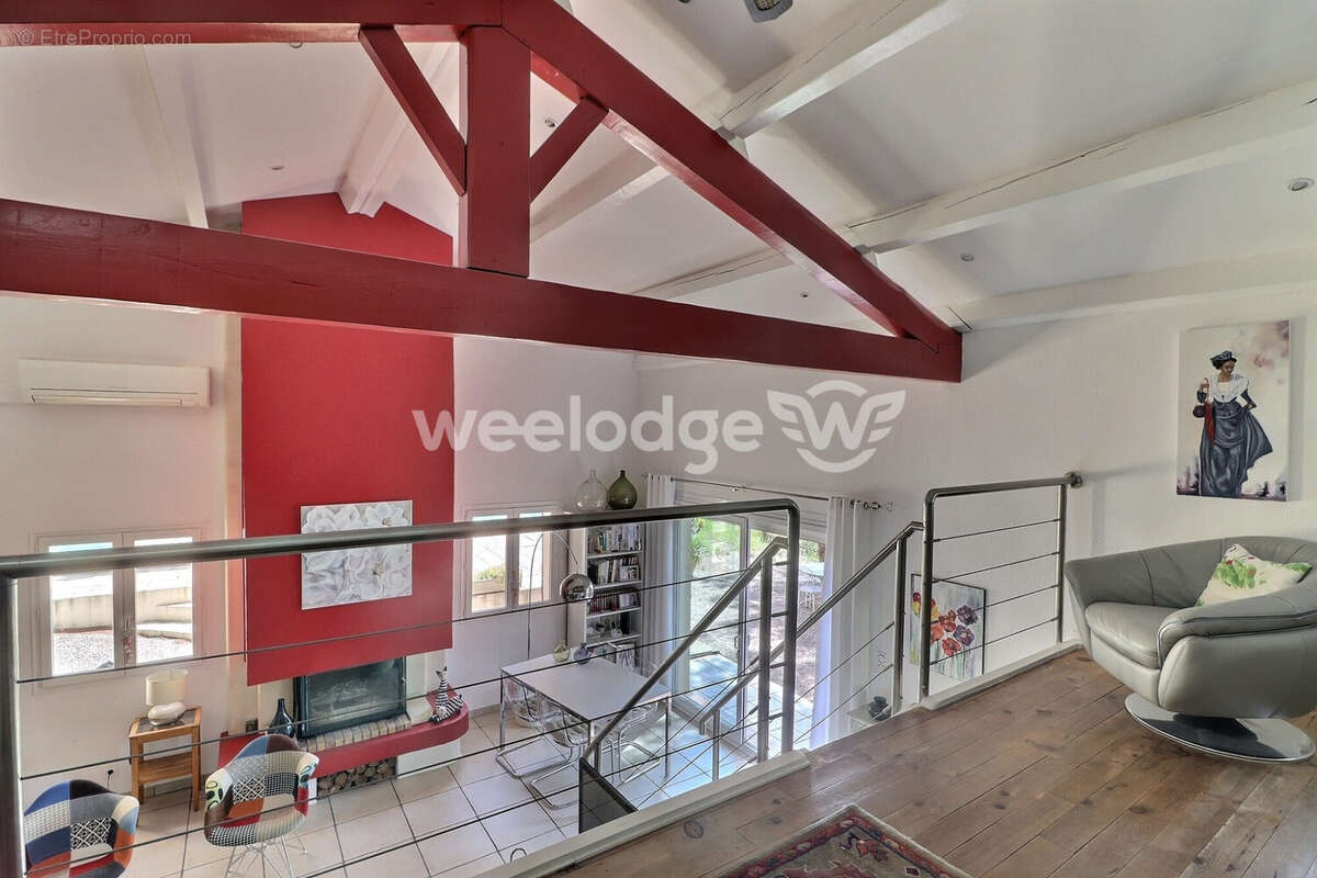 Maison à SAINT-CHAMAS