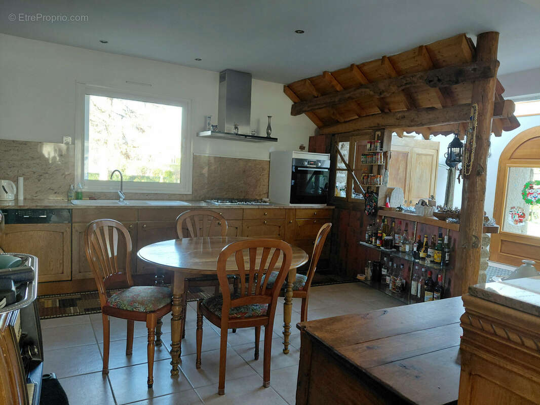 Magnifique maison en pierre de 168m2 - photo 8