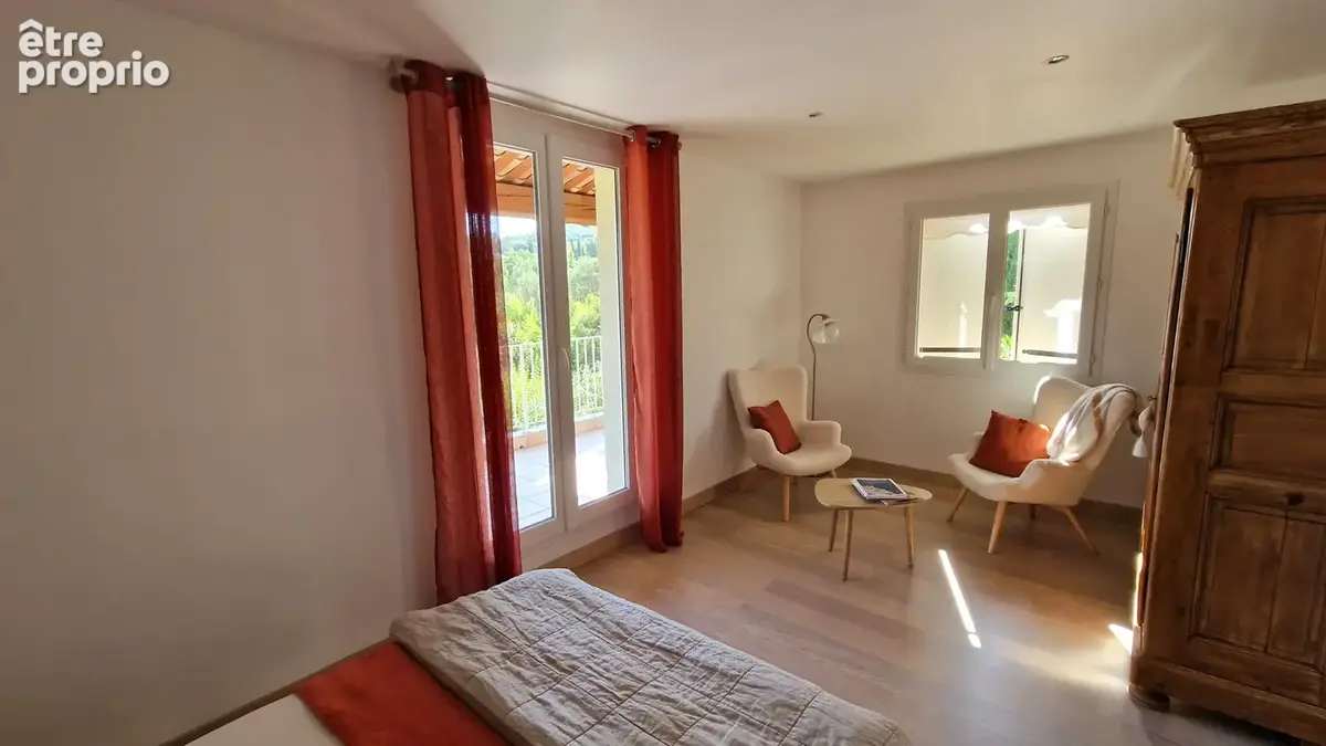 Exclusivite: vente d'une maison architecte 5 p - 4 ch avec terrasse et piscine a brignoles - photo 12