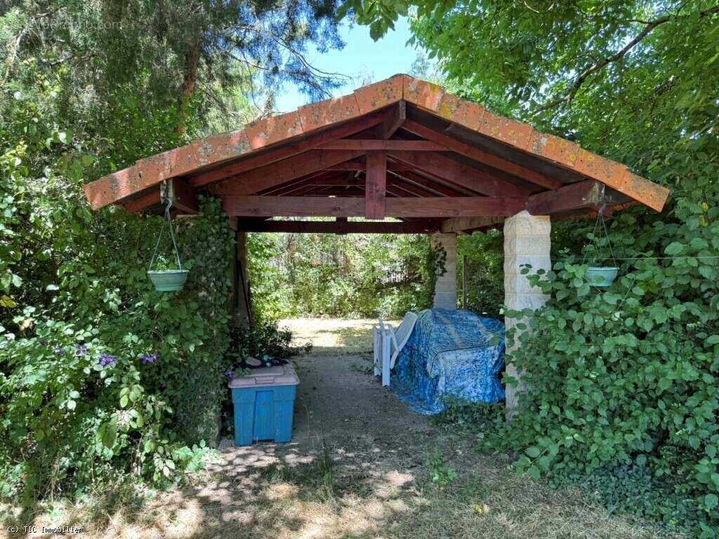 Maison de Campagne avec Piscine Intérieure entre Villefagnan et Ruffec - photo 29