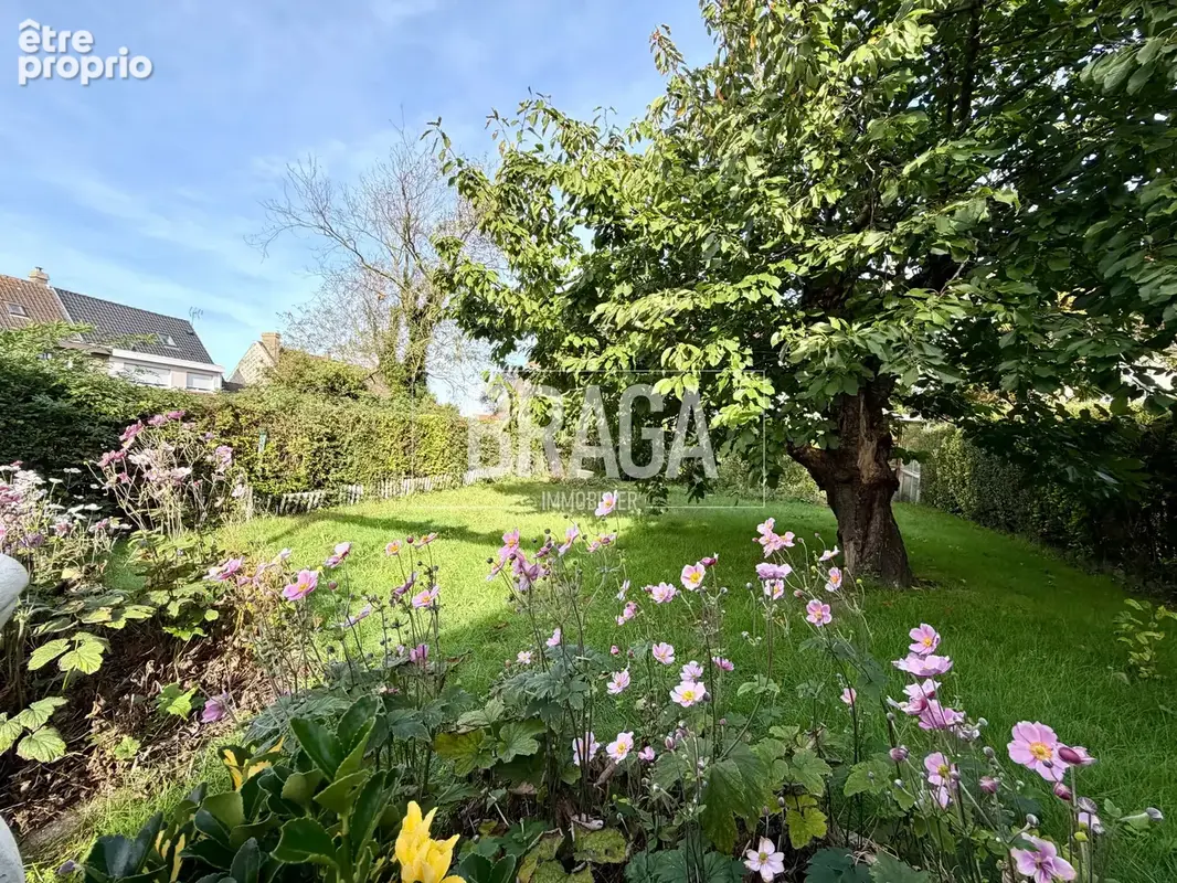 Maison de style annees 30 a vendre avec vie de plain pied garage et jardin situee a le portel - photo 2